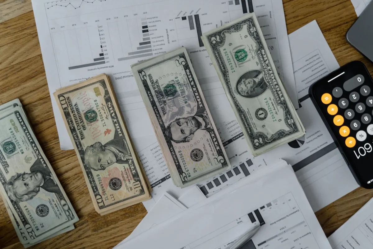 Calcul du salaire net d’un alternant en 2024 : méthode pas à pas